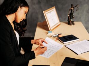 free legal advice uk, free legal advice, free intellectual property legal advice, free trademark legal advice, free contractor legal advice,